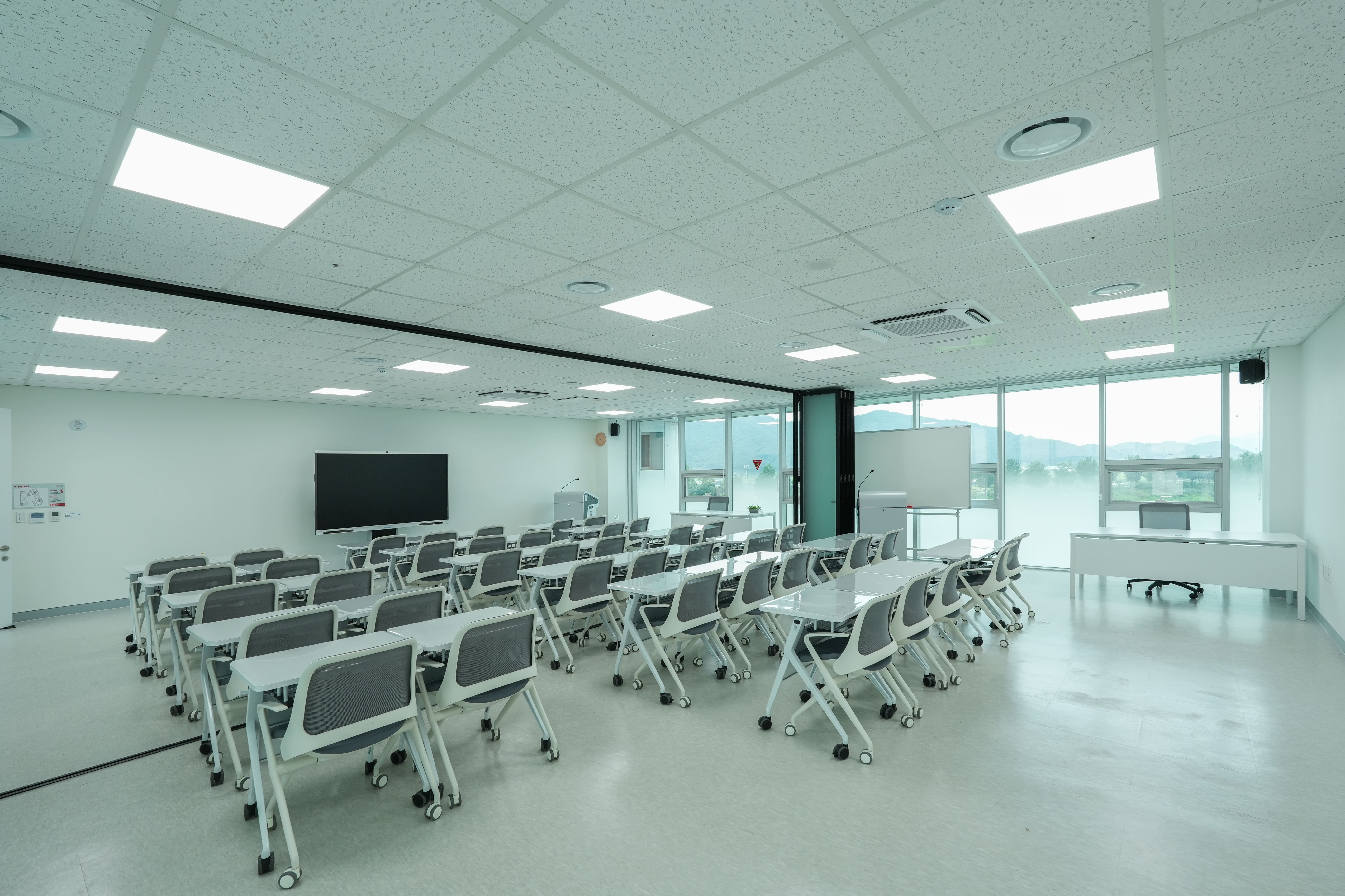 강의실 대1(1실, 2실)